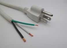 6FT Nema 5-15P to ROJ 2IN Strip 1/4IN Power Cable 18/3 SJTW NA 10a 125v