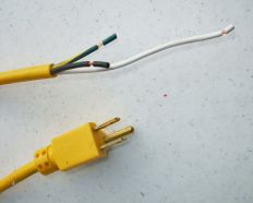 1Ft 11In Yellow Power Cord